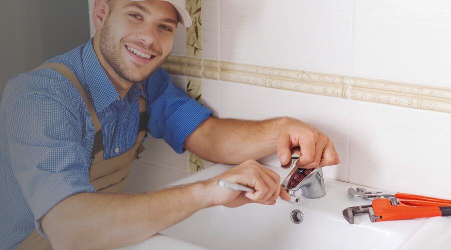 Professional clogged drains services in Piqua, OH